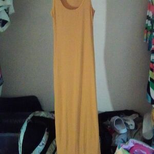 Heart & Hips Yellow Maxi Sundress with Scoop Neck